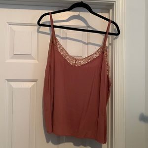 Forever 21 mauve lace trim camisole size Women’s 1X.